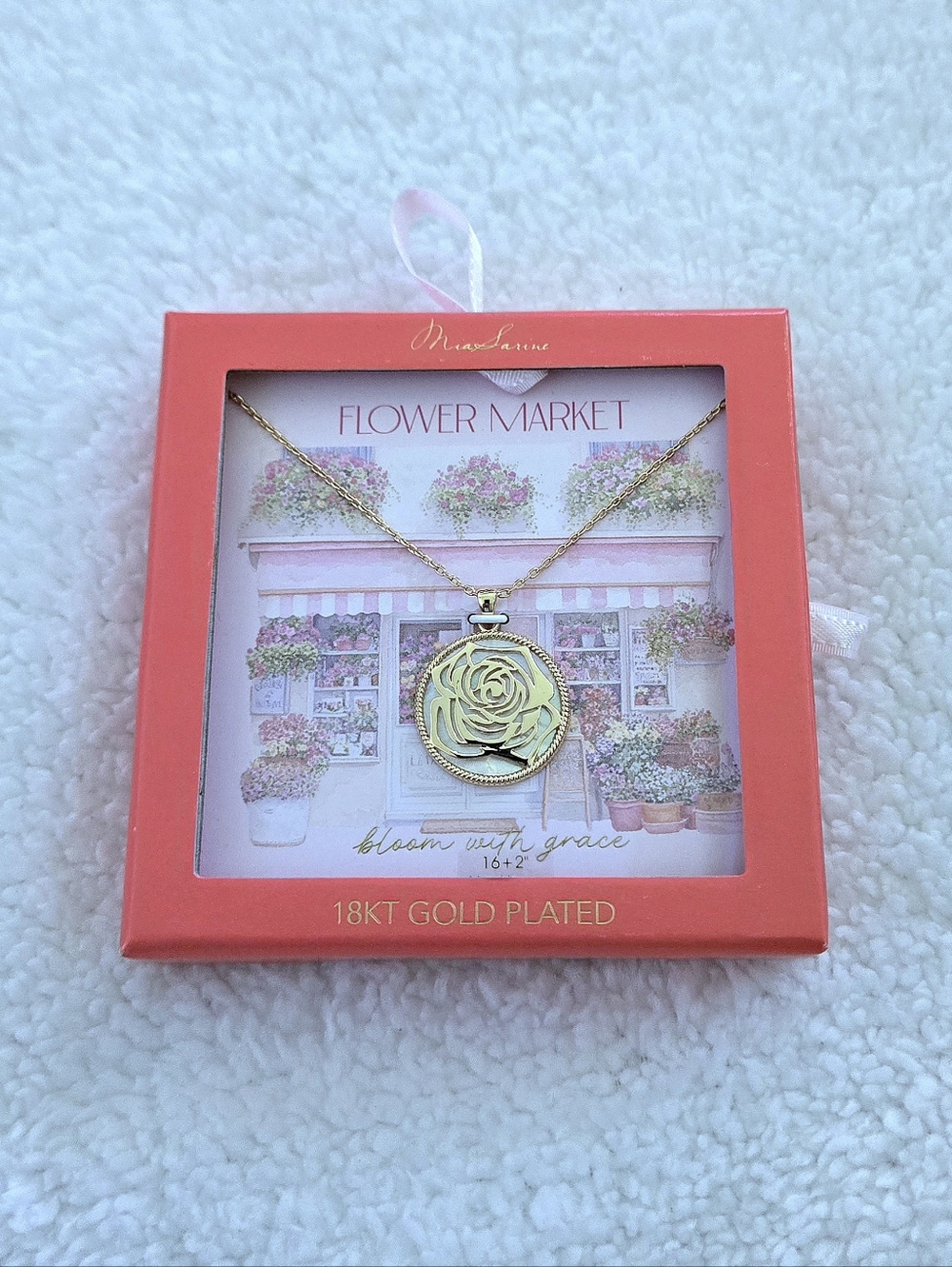 Mia Sarine Rose🌹 Cutout✂️ Pendant Necklace - NIB - Picture 11 of 15